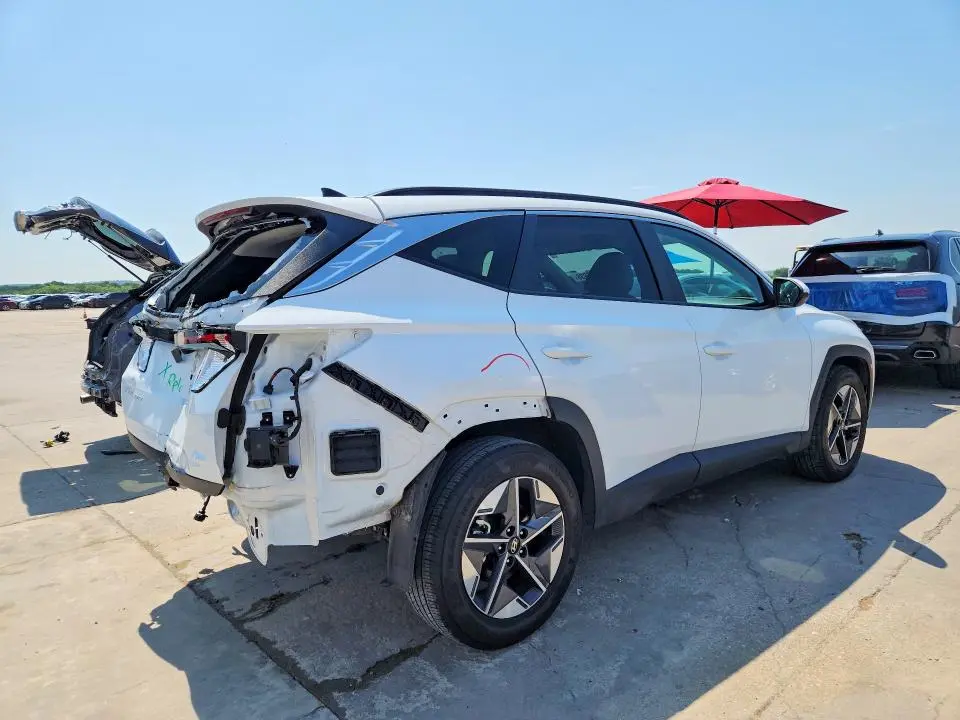 2025 HYUNDAI TUCSON SEL  