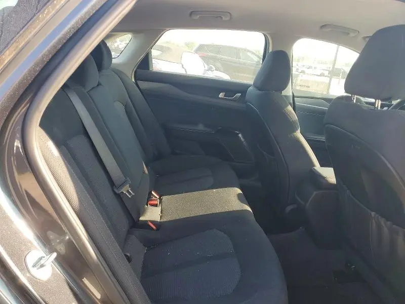 2021 KIA K5   