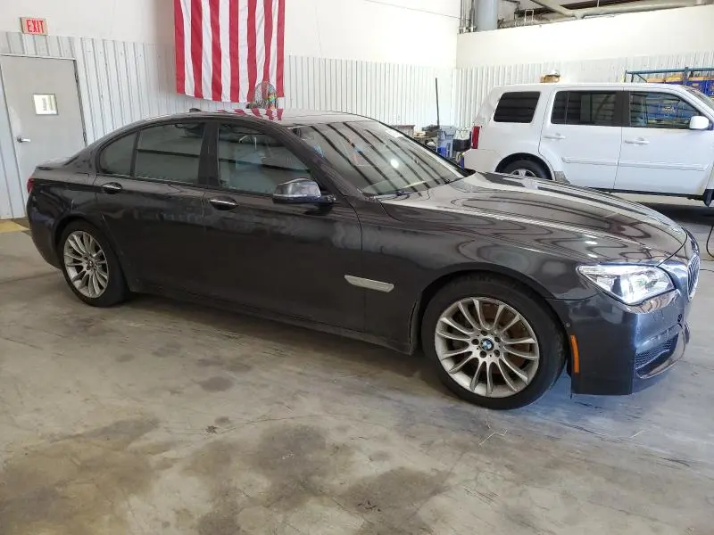 2015 BMW 750 I  