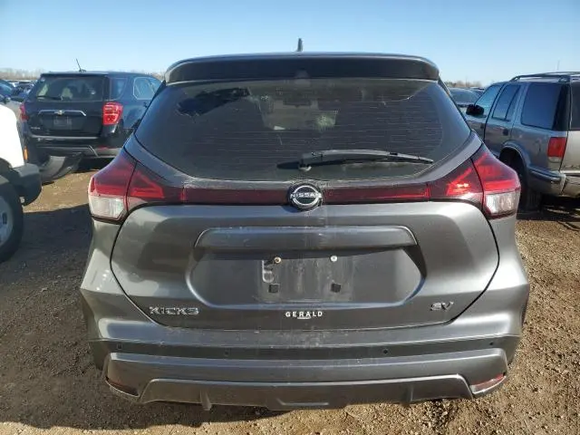 2022 NISSAN KICKS SV  