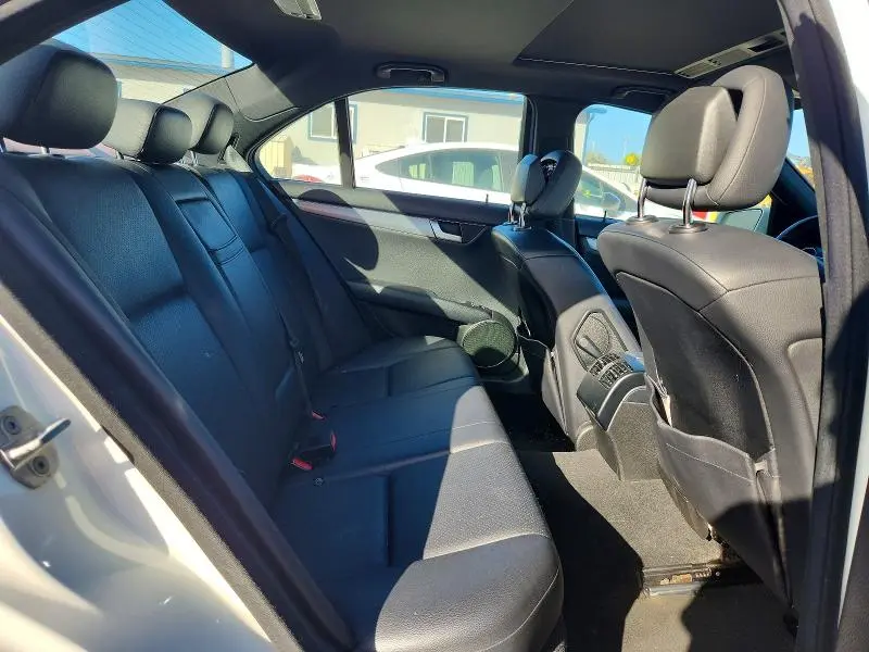 2012 MERCEDES-BENZ C 250  