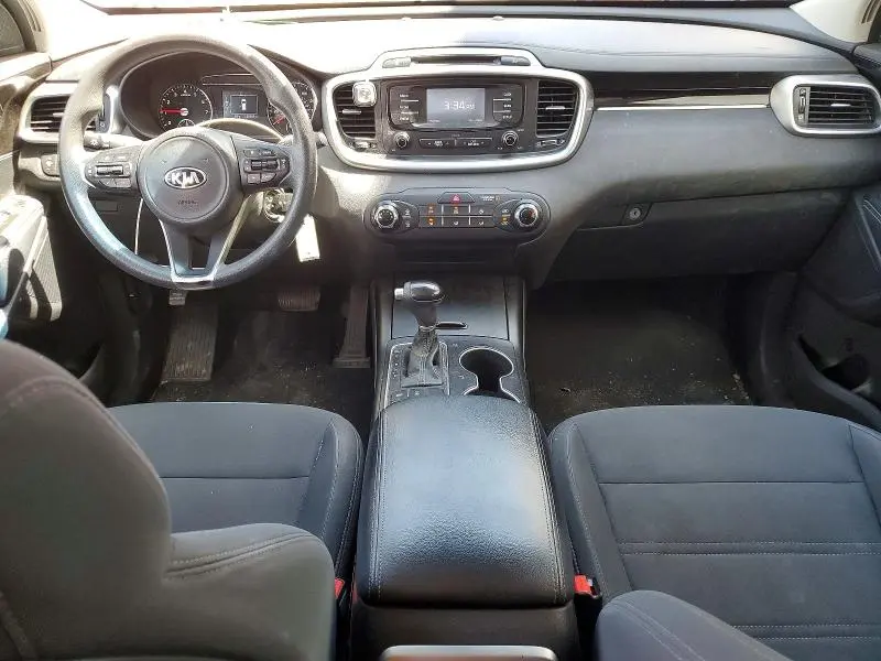 2017 KIA SORENTO LX V6  