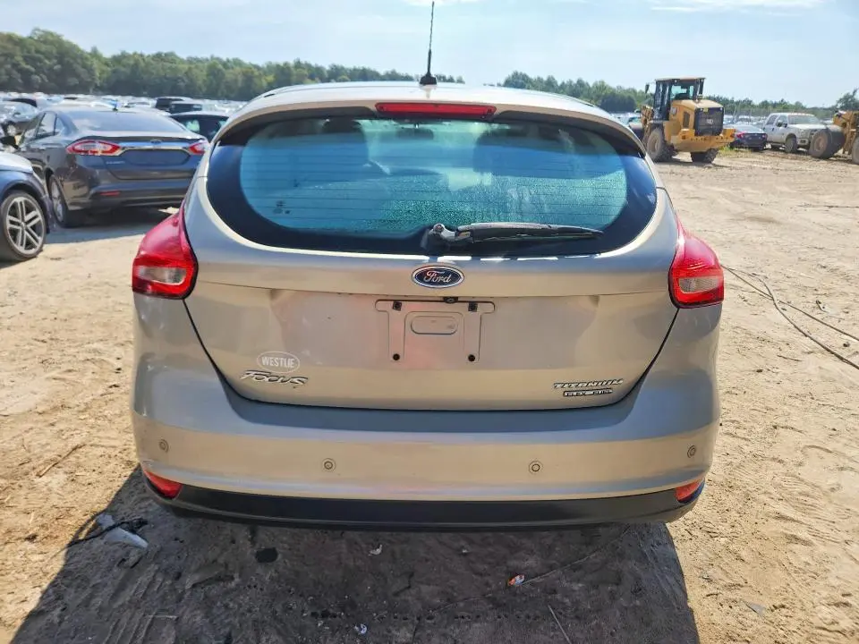 2016 FORD FOCUS TITANIUM  