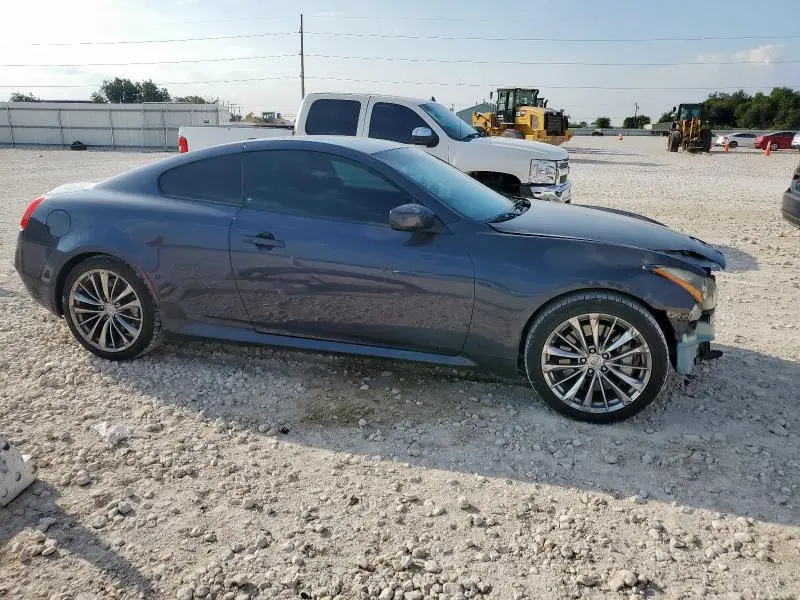 2011 INFINITI G37 BASE  