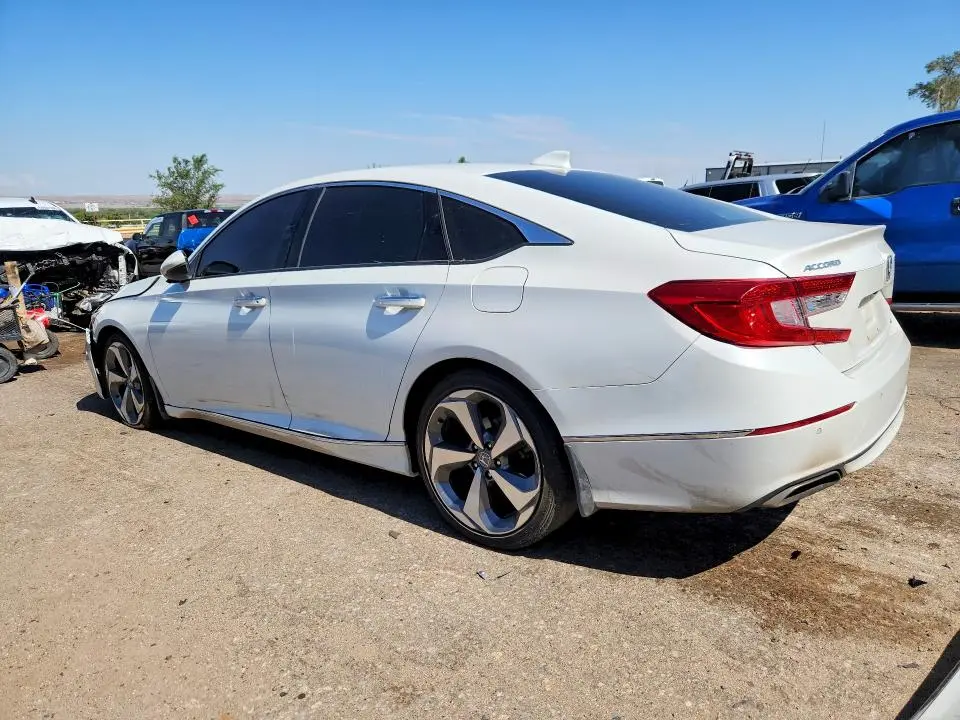 2018 HONDA ACCORD TOURING  
