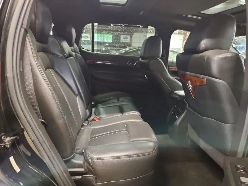 2014 LINCOLN MKT   