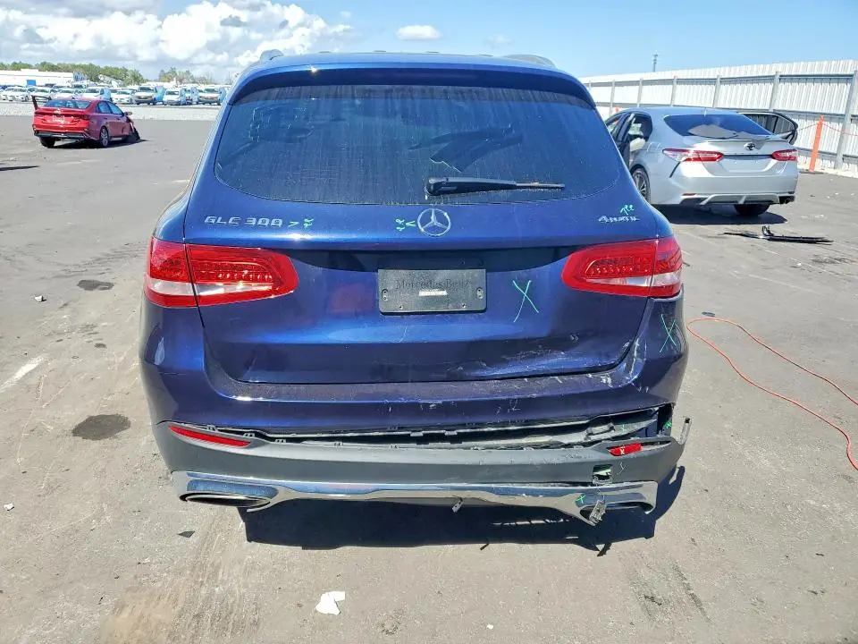 2018 MERCEDES-BENZ GLC 300 4MATIC  