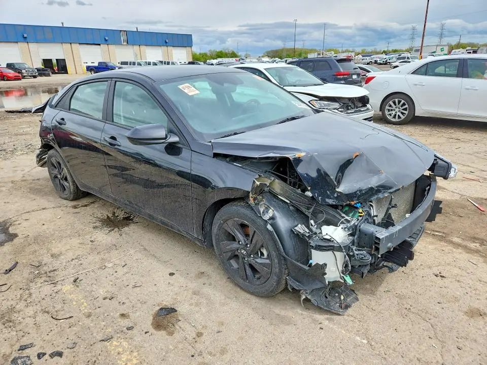 2021 HYUNDAI ELANTRA SEL  