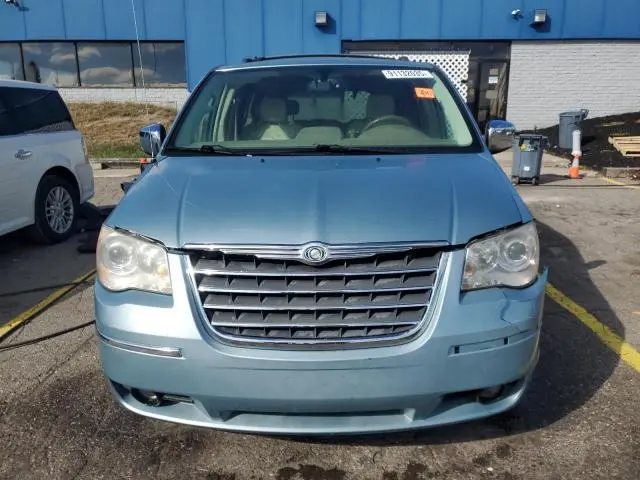2010 CHRYSLER TOWN & COUNTRY LIMITED  