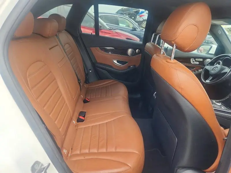 2017 MERCEDES-BENZ GLC 300  