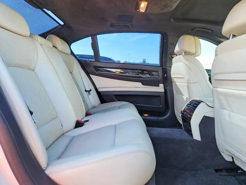 2015 BMW 750 LI  