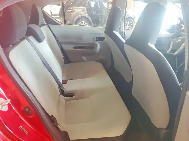 2014 TOYOTA PRIUS C ONE  
