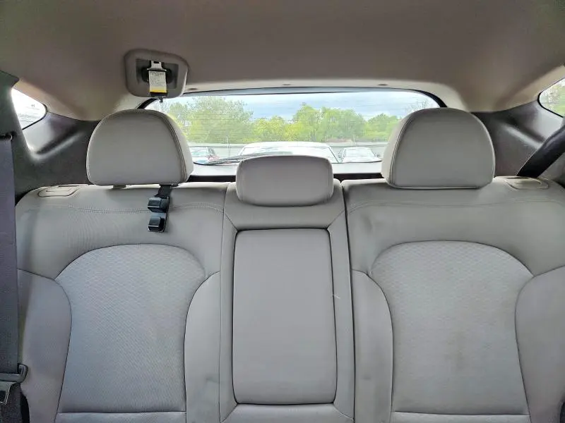 2011 HYUNDAI TUCSON GL  