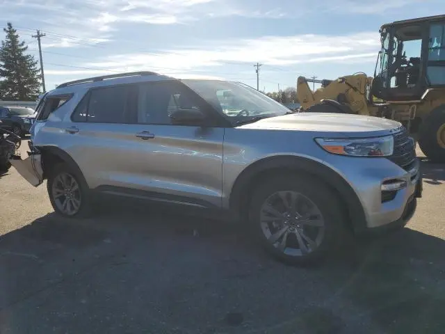 2022 FORD EXPLORER XLT  
