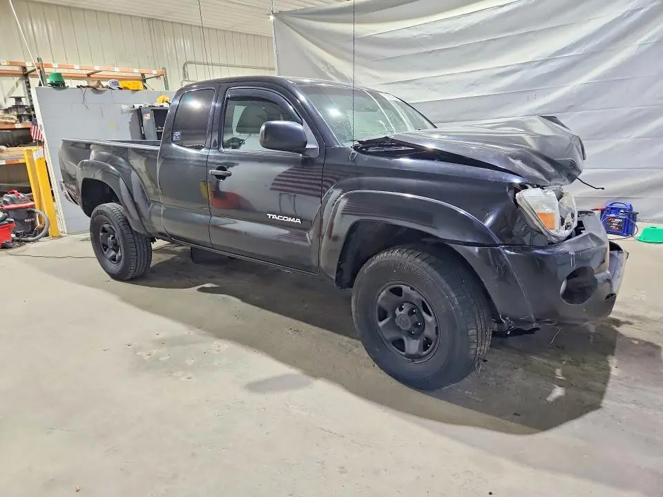 2011 TOYOTA TACOMA V6  