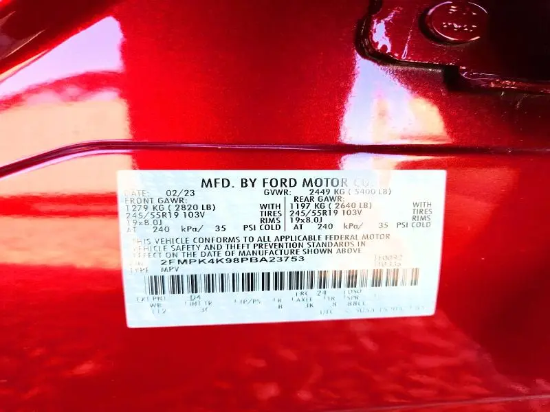 2023 FORD EDGE TITANIUM  