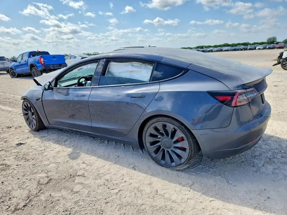 2022 TESLA MODEL 3   