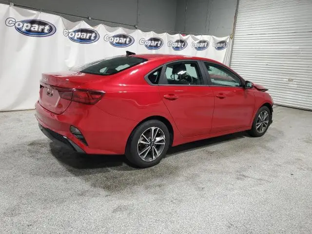 2023 KIA FORTE LX  