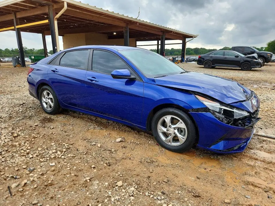 2021 HYUNDAI ELANTRA SE  