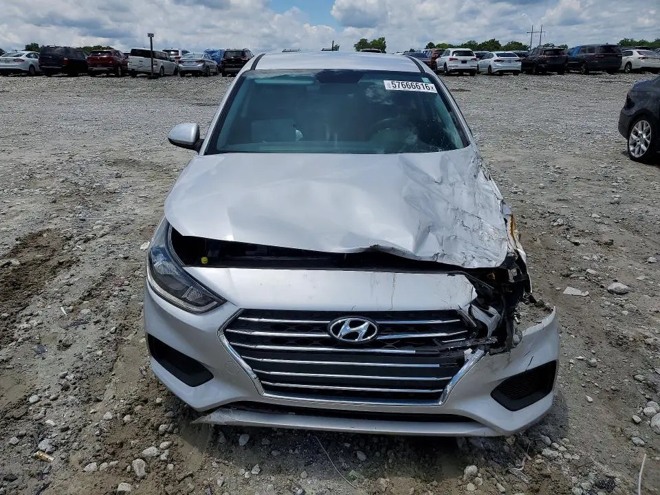 2021 HYUNDAI ACCENT SE  