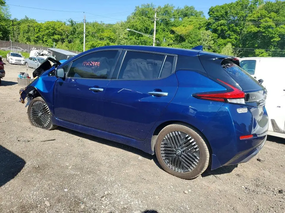 2023 NISSAN LEAF SV PLUS  