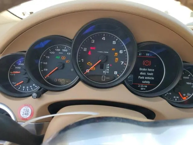 2016 PORSCHE CAYENNE   