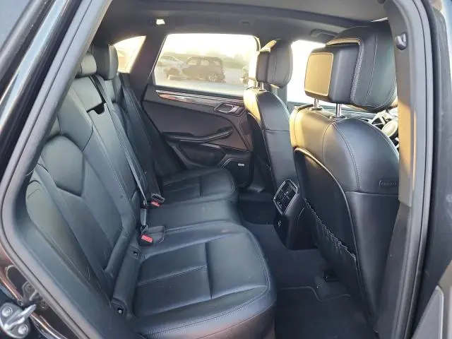 2020 PORSCHE MACAN S  