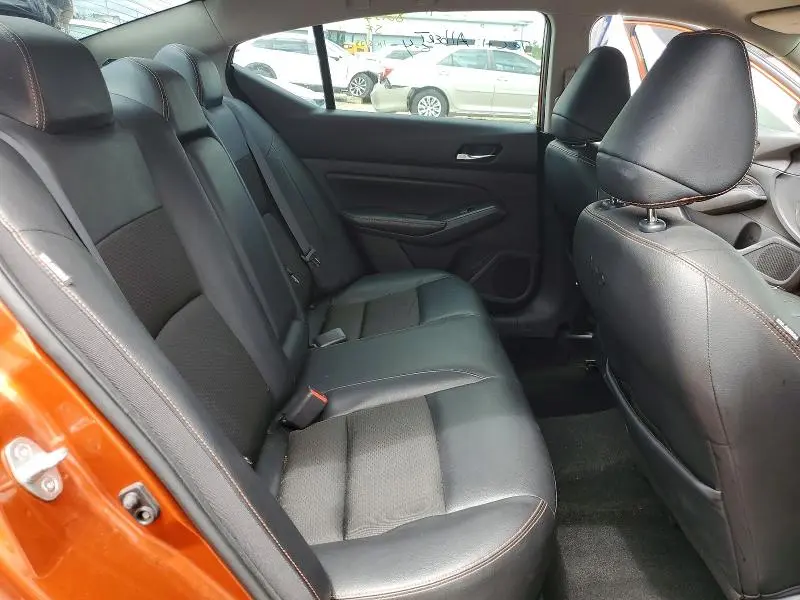 2019 NISSAN ALTIMA SR  