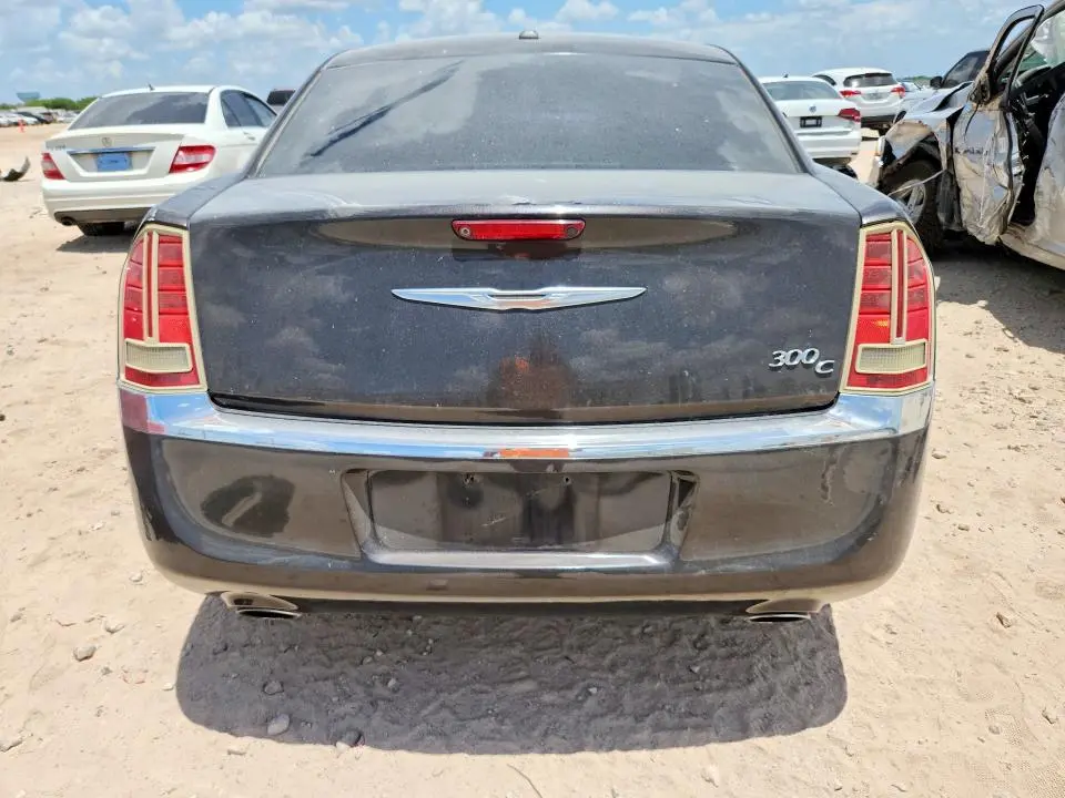 2013 CHRYSLER 300C   