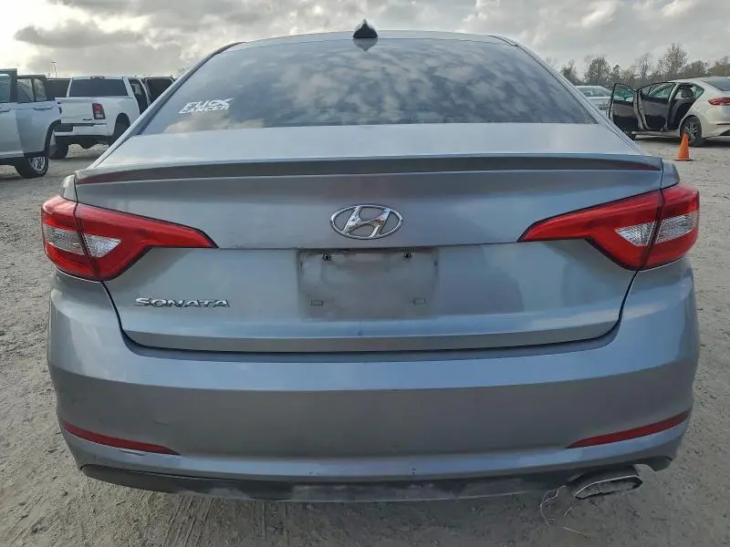 2016 HYUNDAI SONATA SE  
