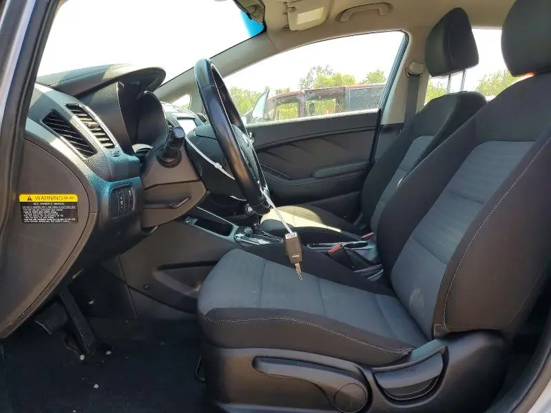 2018 KIA FORTE S  