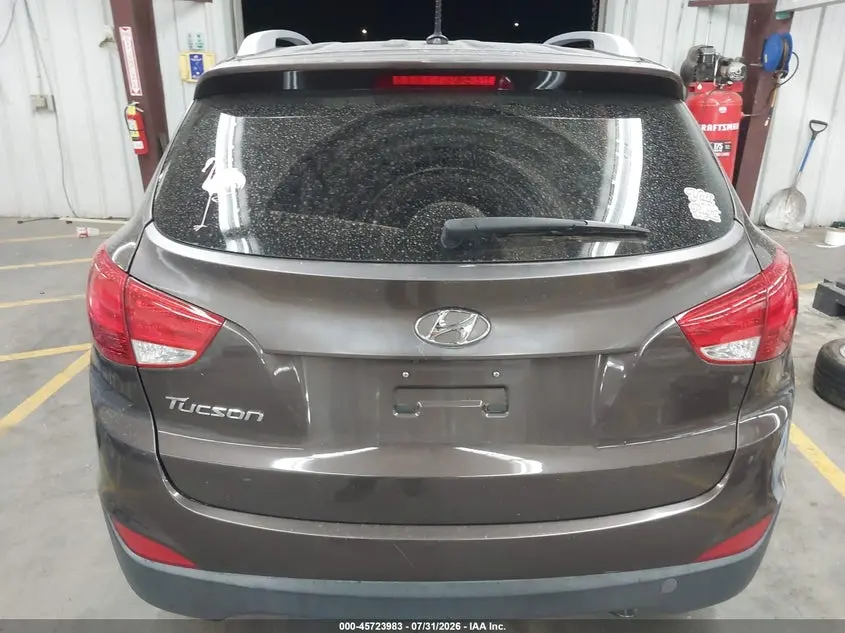 2014 HYUNDAI TUCSON SE