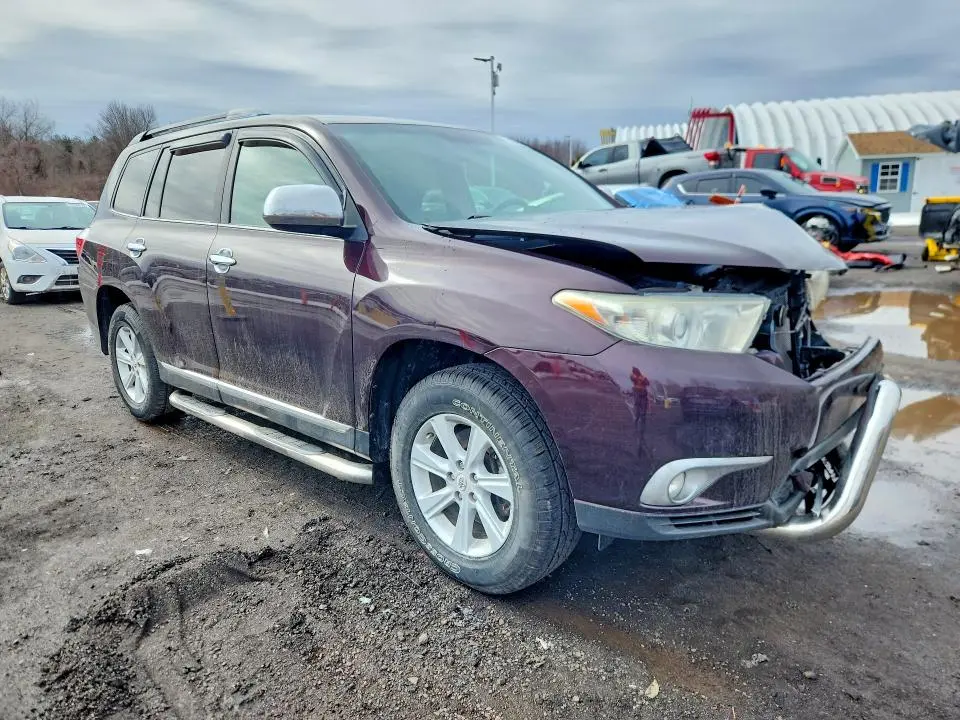 2013 TOYOTA HIGHLANDER BASE  