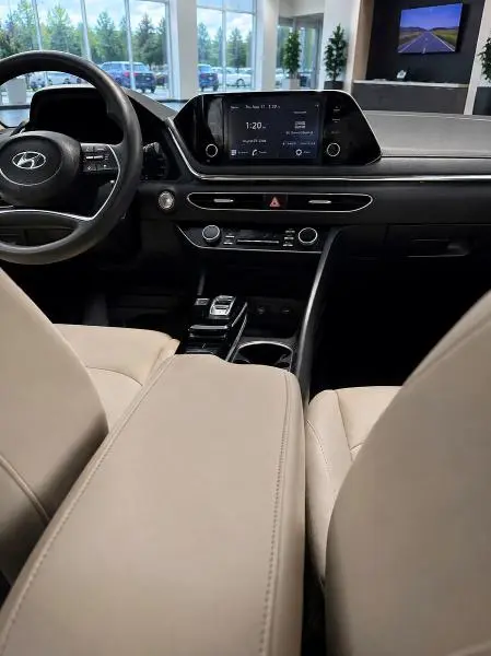 2021 HYUNDAI SONATA SEL  