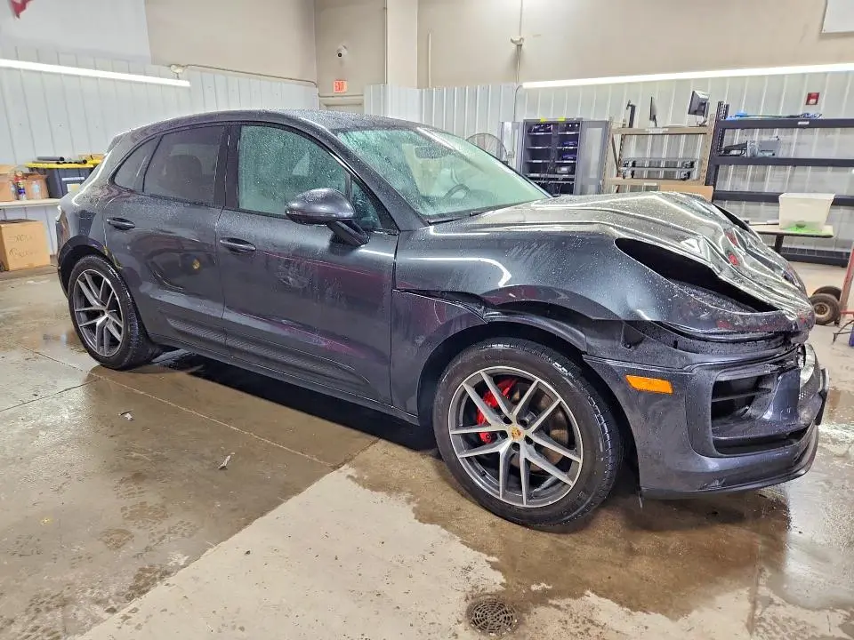 2023 PORSCHE MACAN S  