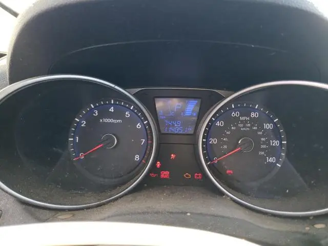 2011 HYUNDAI TUCSON GLS  