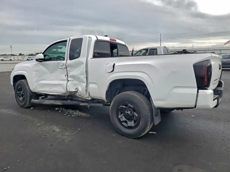 2019 TOYOTA TACOMA SR  