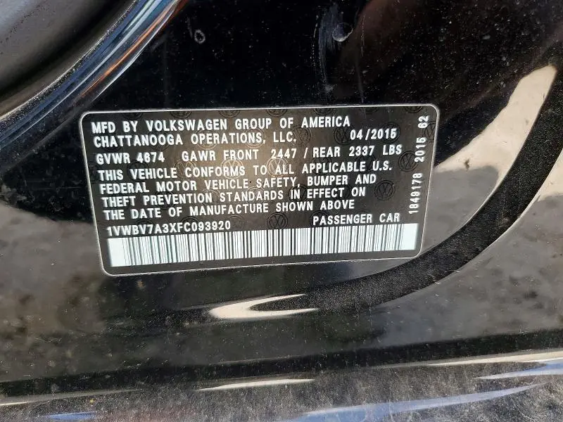 2015 VOLKSWAGEN PASSAT SE  