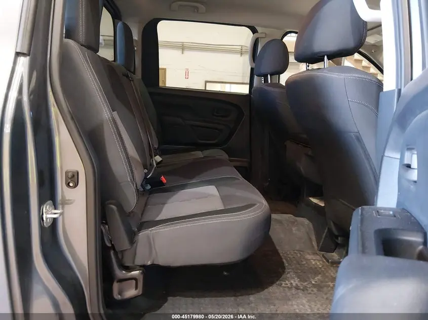 2023 NISSAN TITAN S 4X4