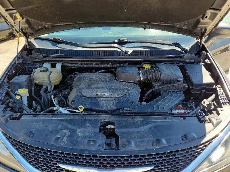 2017 CHRYSLER PACIFICA TOURING L  