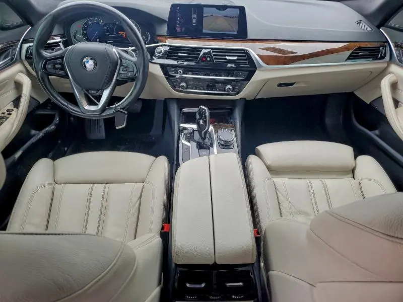 2018 BMW 530E   