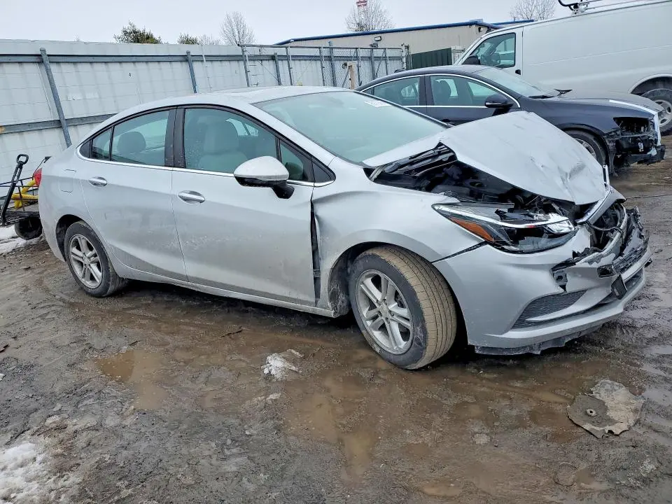 2016 CHEVROLET CRUZE LT  