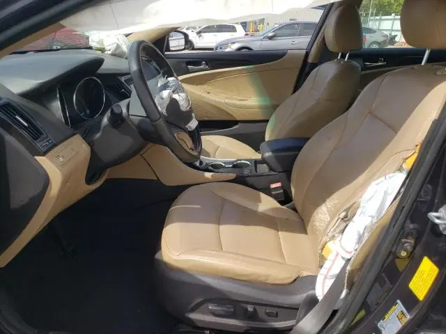 2011 HYUNDAI SONATA SE