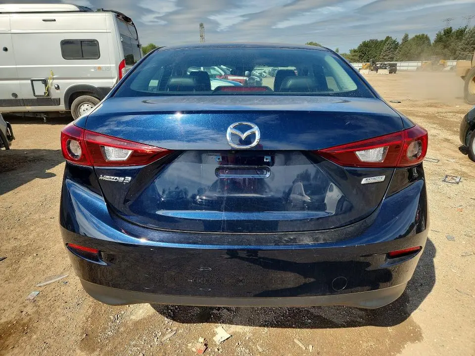2017 MAZDA 3 TOURING  