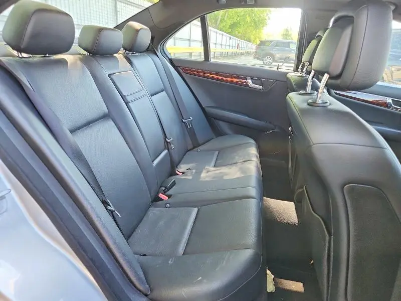 2011 MERCEDES-BENZ C 300 4MATIC  