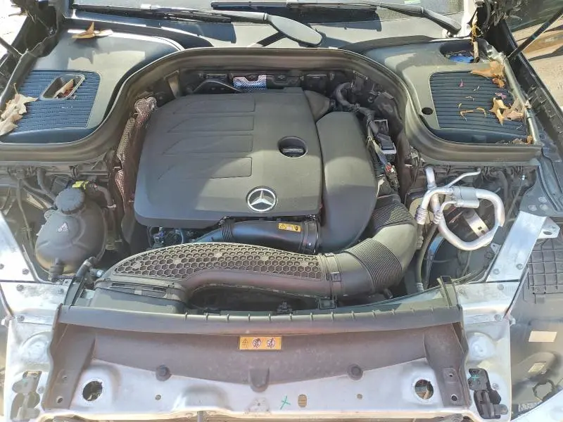 2020 MERCEDES-BENZ GLC 300  