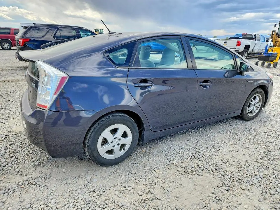 2010 TOYOTA PRIUS II  