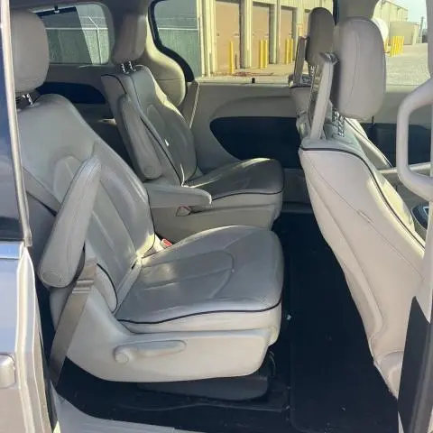 2018 CHRYSLER PACIFICA HYBRID LIMITED  