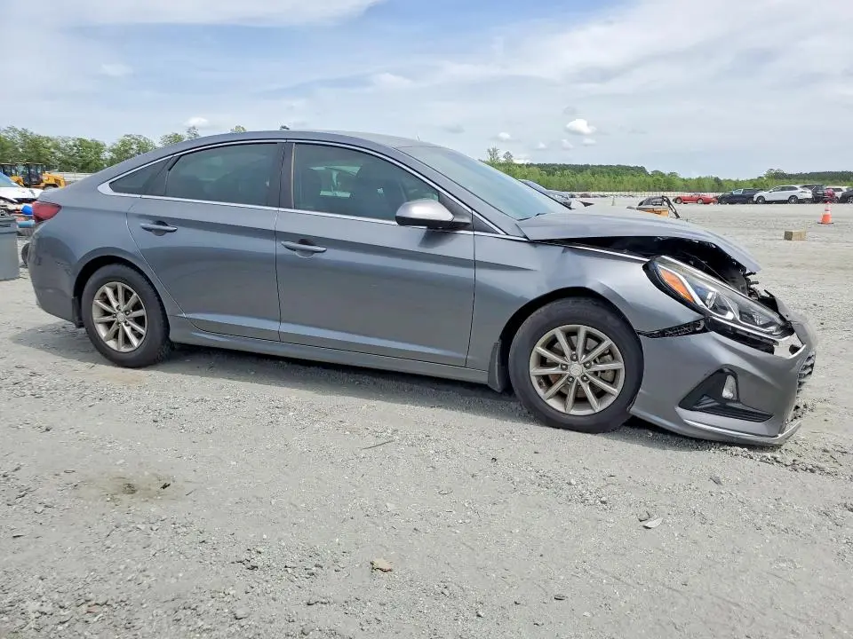 2018 HYUNDAI SONATA SE  
