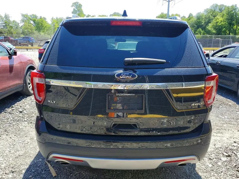 2017 FORD EXPLORER XLT  
